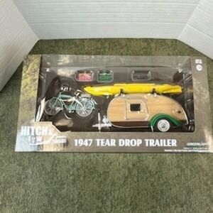 Greenlight Collectibles Hitch & Tow 1947 Tear Drop Trailer‎ Kayak Bicycle Set